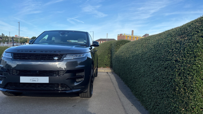 Land Rover Range Rover Sport 3.0 D300 Autobiography 5dr Auto Diesel Estate - Image 25